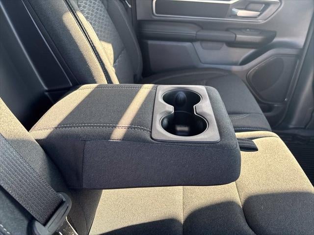 2027 RAM Ram 1500 RAM 1500 BIG HORN CREW CAB 4X4 5'7' BOX