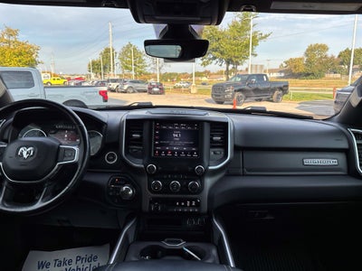 2020 RAM 1500 Big Horn Crew Cab 4x4 5'7' Box