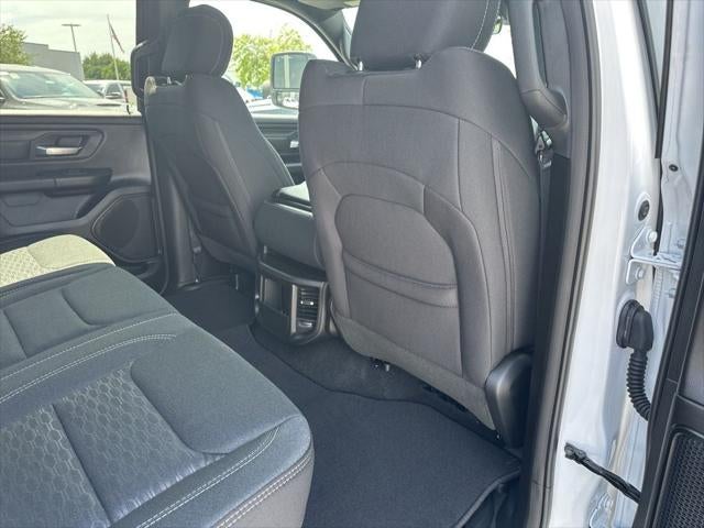 2026 RAM Ram 1500 RAM 1500 TRADESMAN CREW CAB 4X4 5'7' BOX