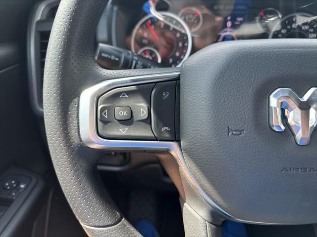 2026 RAM Ram 1500 RAM 1500 TRADESMAN CREW CAB 4X4 5'7' BOX