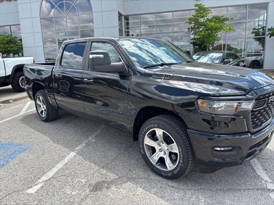 2026 RAM Ram 1500 RAM 1500 EXPRESS CREW CAB 4X4 5'7' BOX