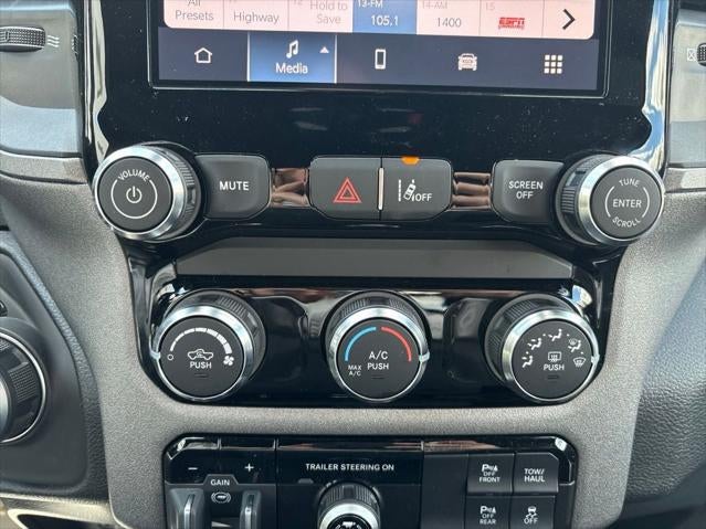 2026 RAM Ram 1500 RAM 1500 EXPRESS CREW CAB 4X4 5'7' BOX