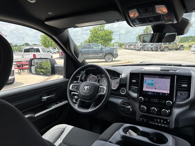 2026 RAM Ram 1500 RAM 1500 EXPRESS CREW CAB 4X4 5'7' BOX