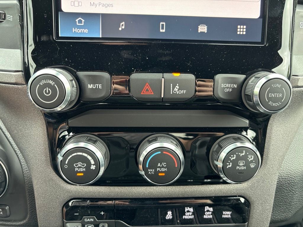 2026 RAM Ram 1500 RAM 1500 WARLOCK CREW CAB 4X4 5'7' BOX