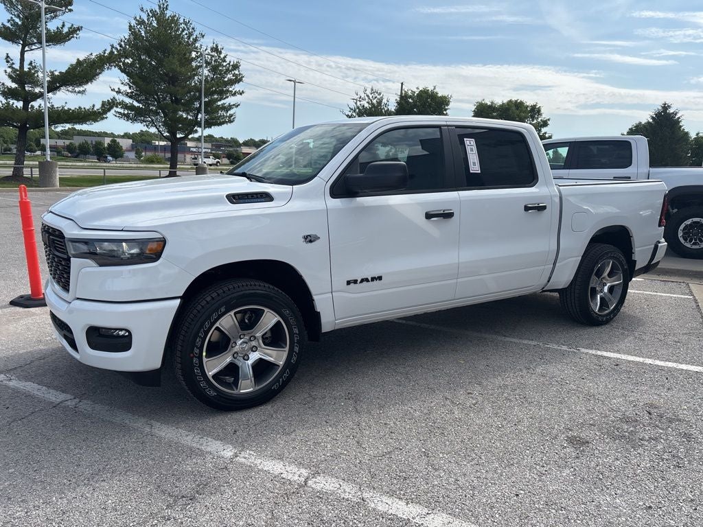 2026 RAM 1500 Express