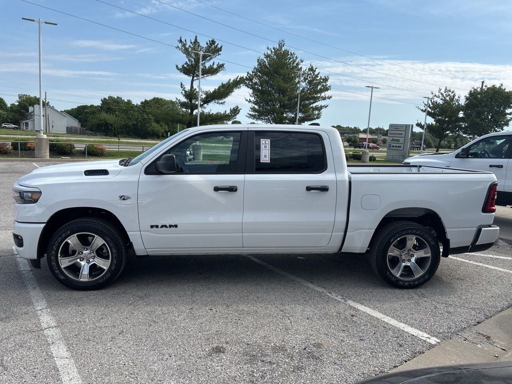 2026 RAM 1500 Express