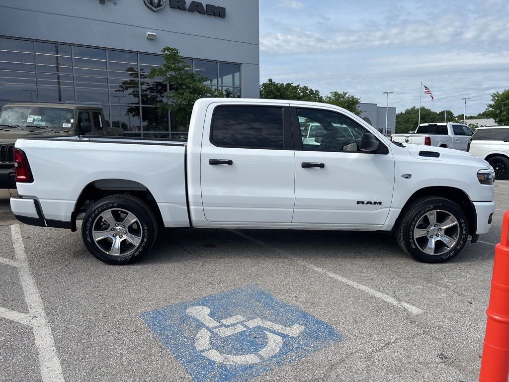 2026 RAM 1500 Express