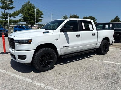 2026 RAM Ram 1500 RAM 1500 EXPRESS CREW CAB 4X4 5'7' BOX