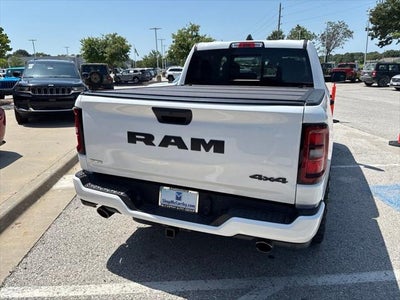 2026 RAM Ram 1500 RAM 1500 EXPRESS CREW CAB 4X4 5'7' BOX