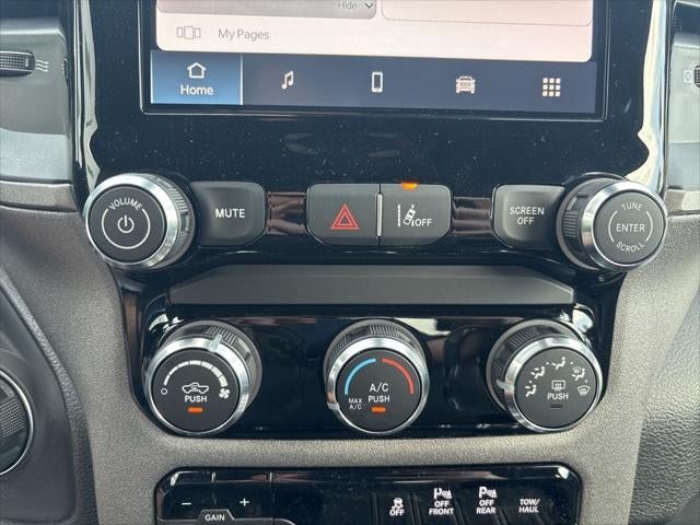 2026 RAM Ram 1500 RAM 1500 EXPRESS CREW CAB 4X4 5'7' BOX