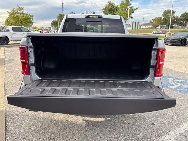 2027 RAM Ram 1500 RAM 1500 LIMITED CREW CAB 4X4 5'7' BOX