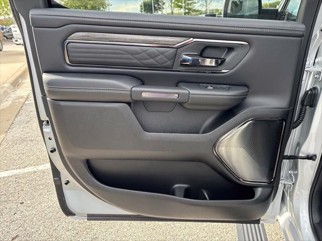 2027 RAM Ram 1500 RAM 1500 LIMITED CREW CAB 4X4 5'7' BOX