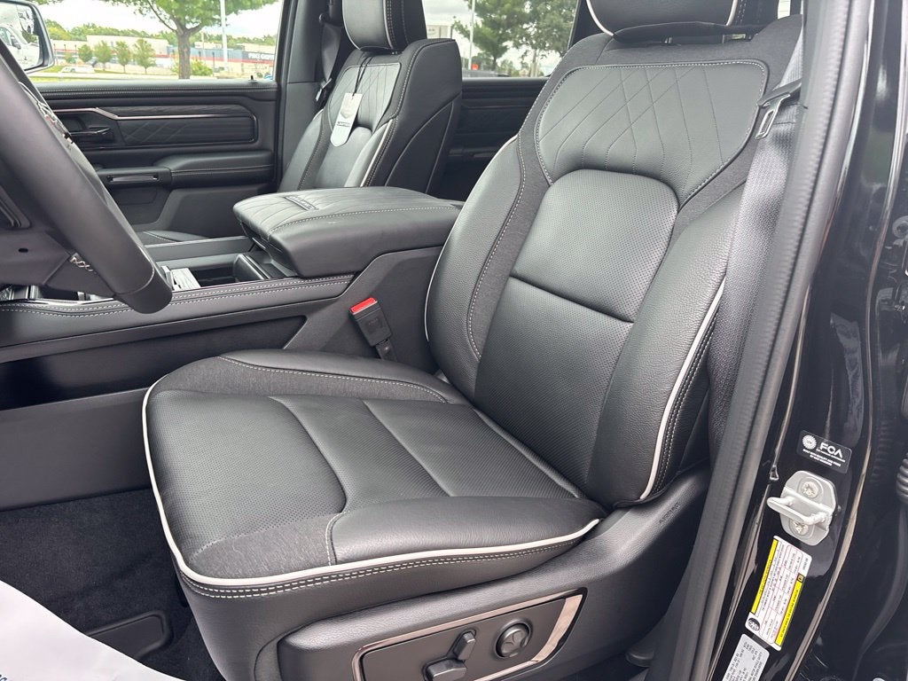2027 RAM Ram 1500 RAM 1500 LIMITED CREW CAB 4X4 5'7' BOX