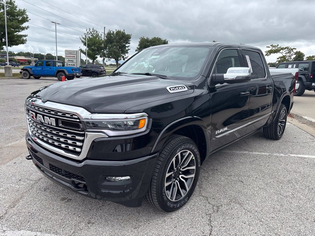 2027 RAM Ram 1500 RAM 1500 LIMITED CREW CAB 4X4 5'7' BOX