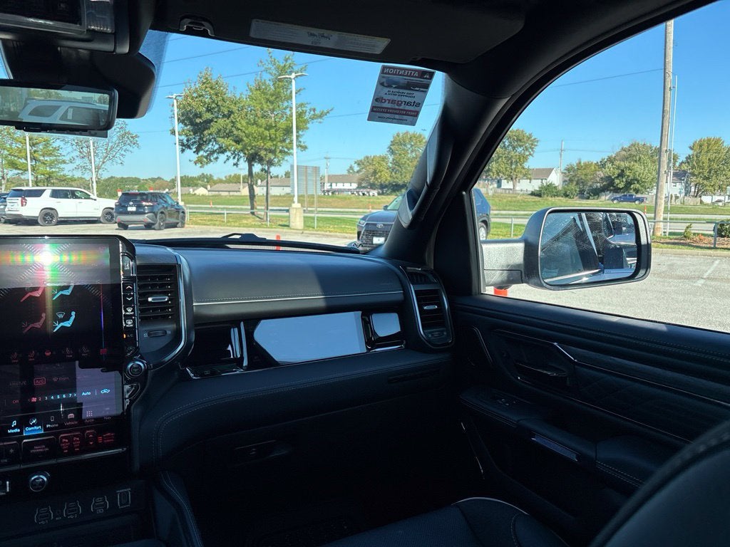 2027 RAM Ram 1500 RAM 1500 LIMITED CREW CAB 4X4 5'7' BOX