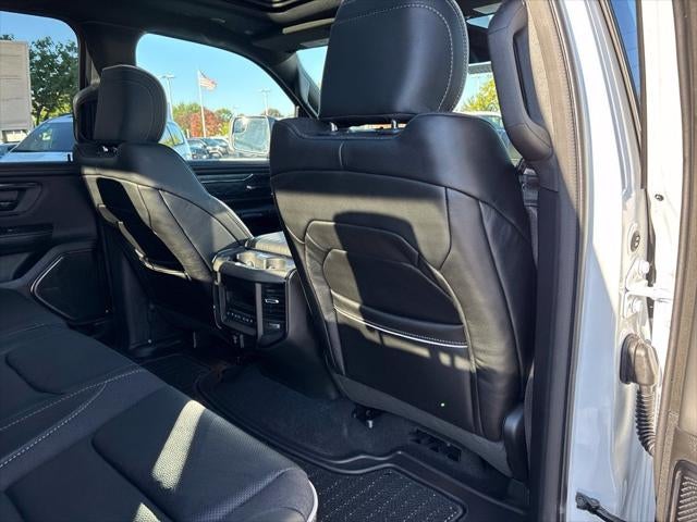 2027 RAM Ram 1500 RAM 1500 LIMITED CREW CAB 4X4 5'7' BOX