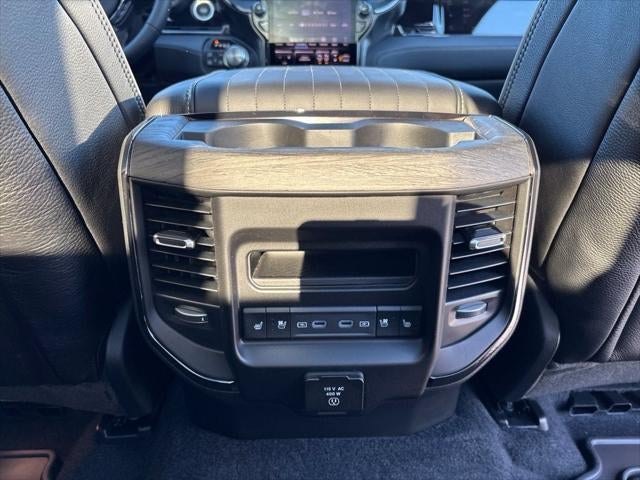 2027 RAM Ram 1500 RAM 1500 LIMITED CREW CAB 4X4 5'7' BOX