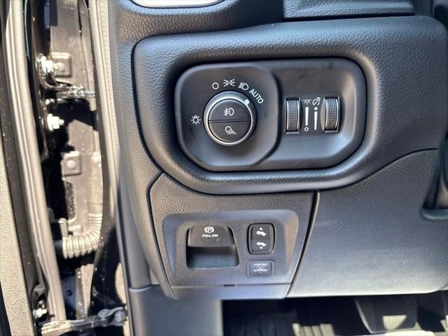2027 RAM Ram 1500 RAM 1500 LARAMIE CREW CAB 4X4 5'7' BOX