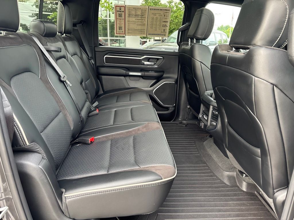 2024 RAM 1500 Laramie Crew Cab 4x4 5'7' Box