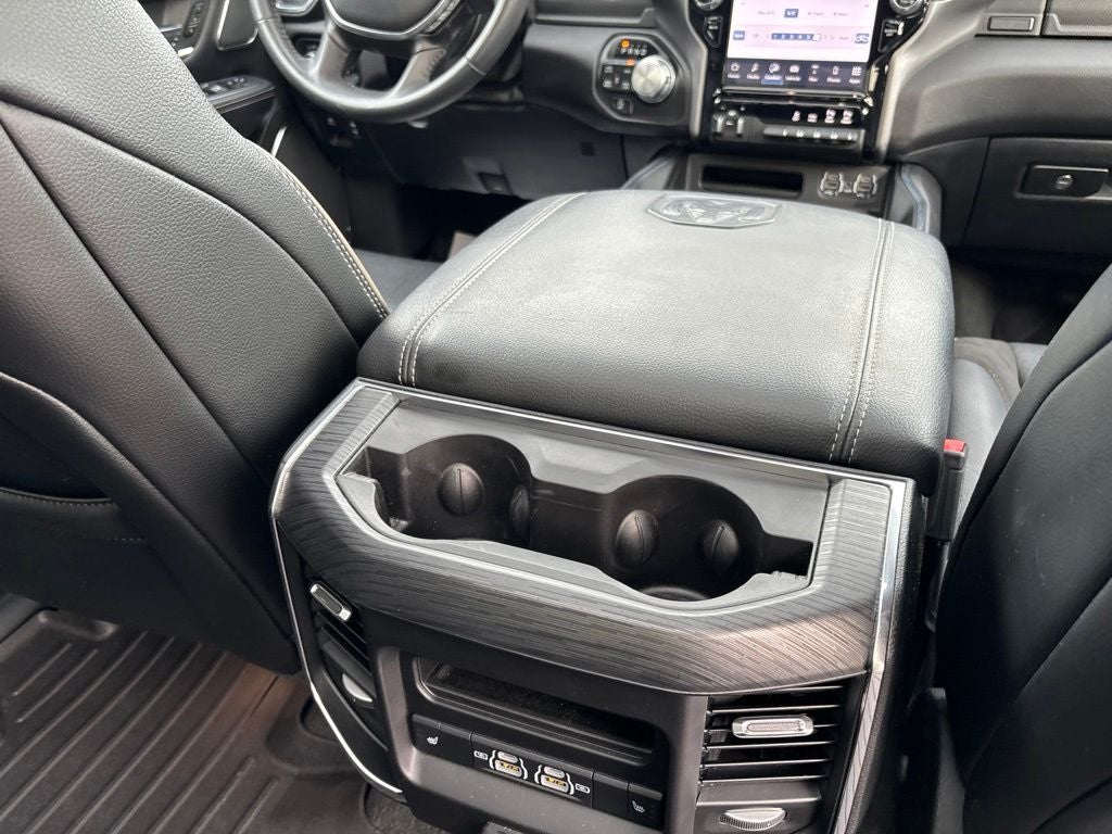 2024 RAM 1500 Laramie Crew Cab 4x4 5'7' Box