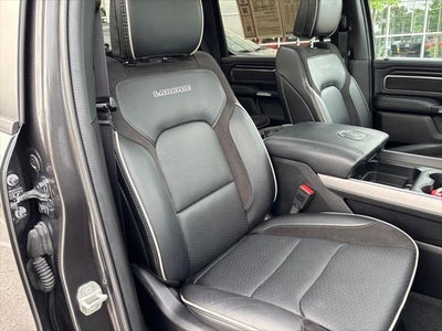 2024 RAM 1500 Laramie Crew Cab 4x4 5'7' Box