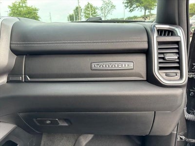 2024 RAM 1500 Laramie Crew Cab 4x4 5'7' Box