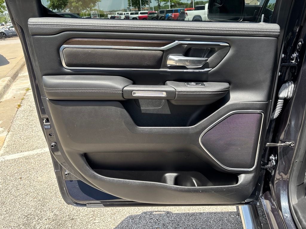 2021 RAM 1500 Laramie Crew Cab 4x4 5'7' Box