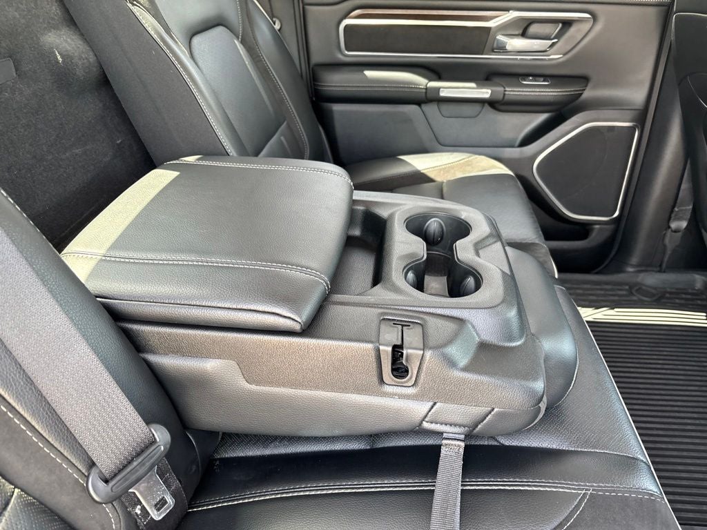 2021 RAM 1500 Laramie Crew Cab 4x4 5'7' Box