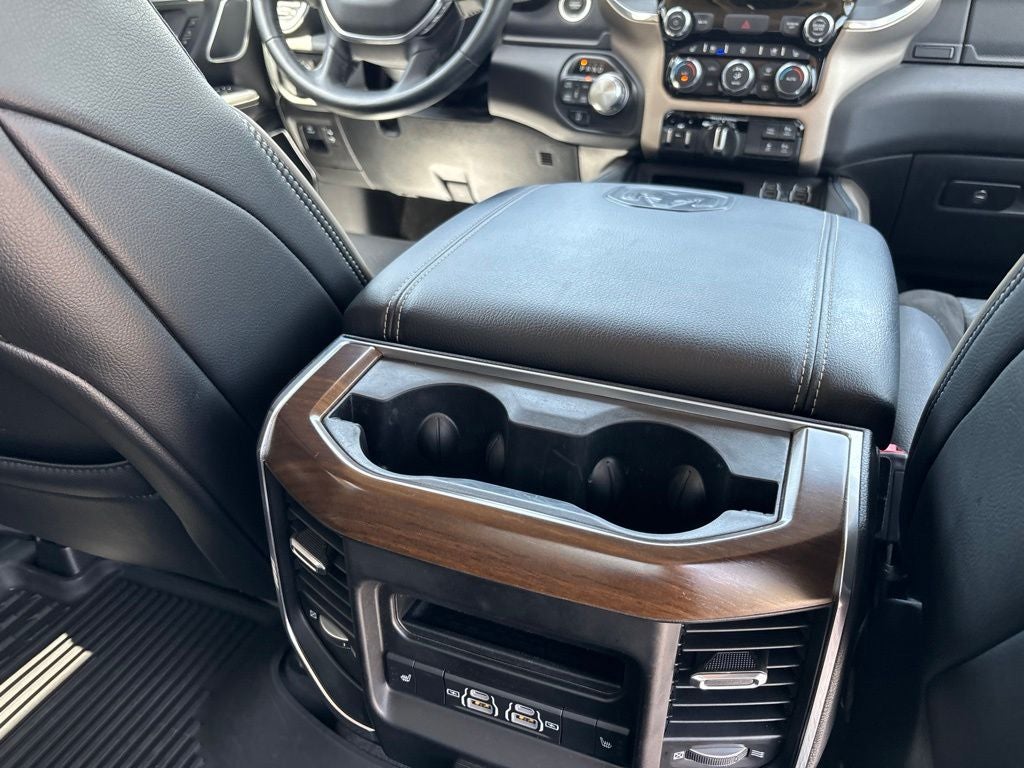 2021 RAM 1500 Laramie Crew Cab 4x4 5'7' Box