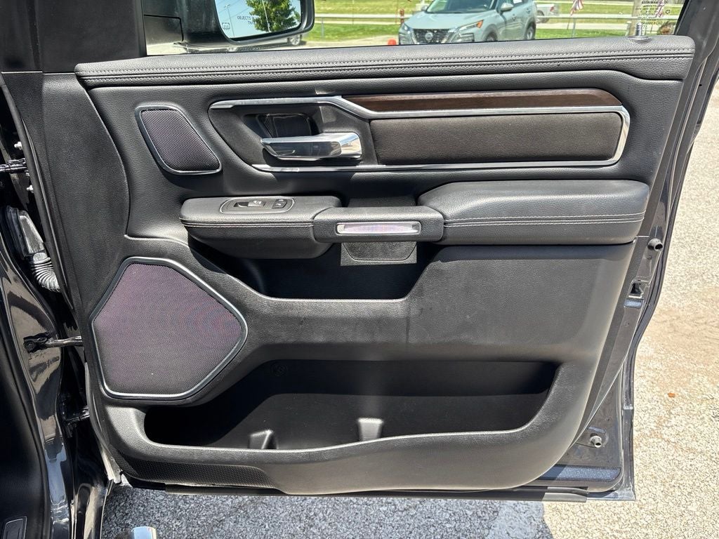 2021 RAM 1500 Laramie Crew Cab 4x4 5'7' Box