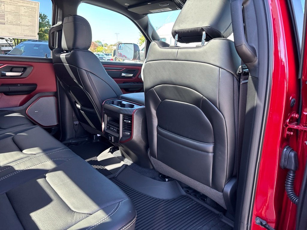 2027 RAM Ram 1500 RAM 1500 REBEL CREW CAB 4X4 5'7' BOX