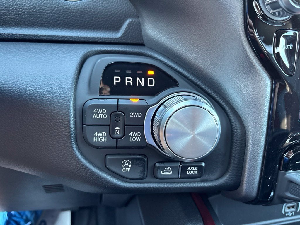 2027 RAM Ram 1500 RAM 1500 REBEL CREW CAB 4X4 5'7' BOX