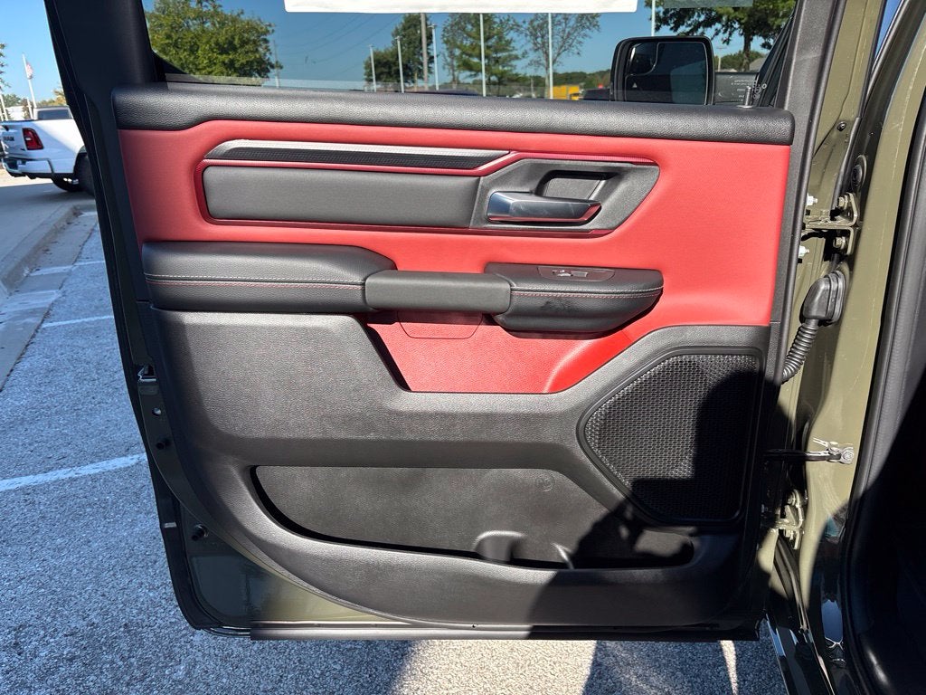 2027 RAM Ram 1500 RAM 1500 REBEL CREW CAB 4X4 5'7' BOX
