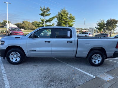 2027 RAM Ram 1500 RAM 1500 TRADESMAN CREW CAB 4X4 6'4' BOX