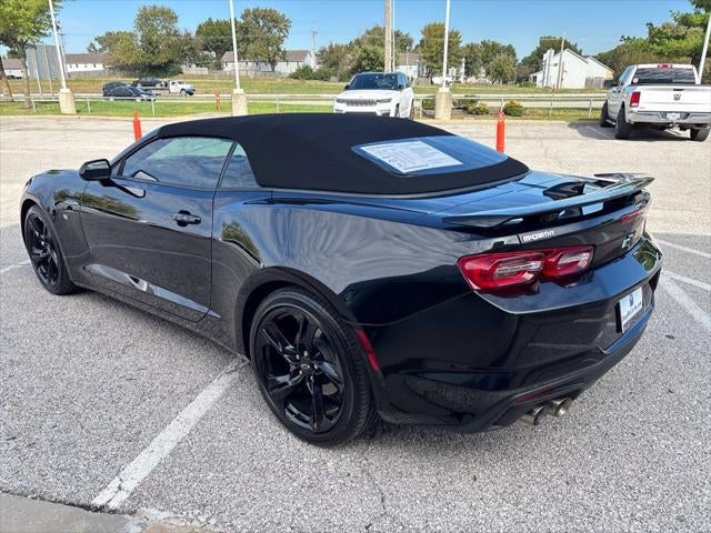 2023 Chevrolet Camaro RWD Convertible 2LT