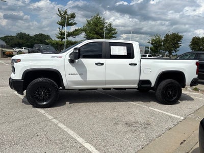 2024 Chevrolet Silverado 2500HD 4WD Crew Cab Standard Bed ZR2