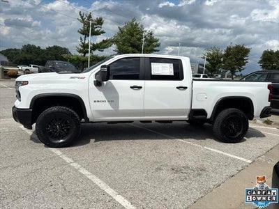 2024 Chevrolet Silverado 2500HD 4WD Crew Cab Standard Bed ZR2
