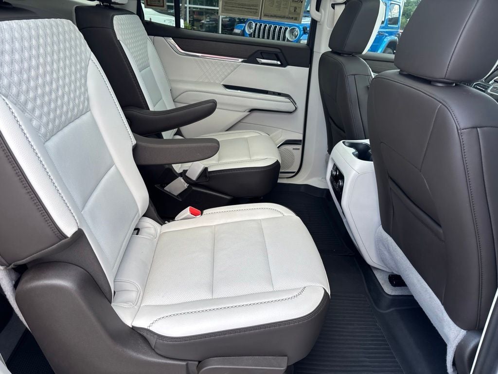 2024 GMC Acadia AWD Denali