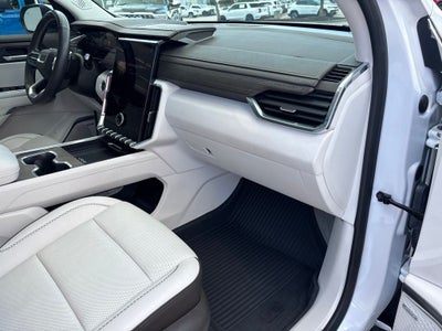 2024 GMC Acadia AWD Denali