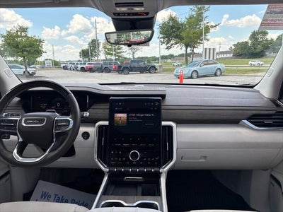 2024 GMC Acadia AWD Denali