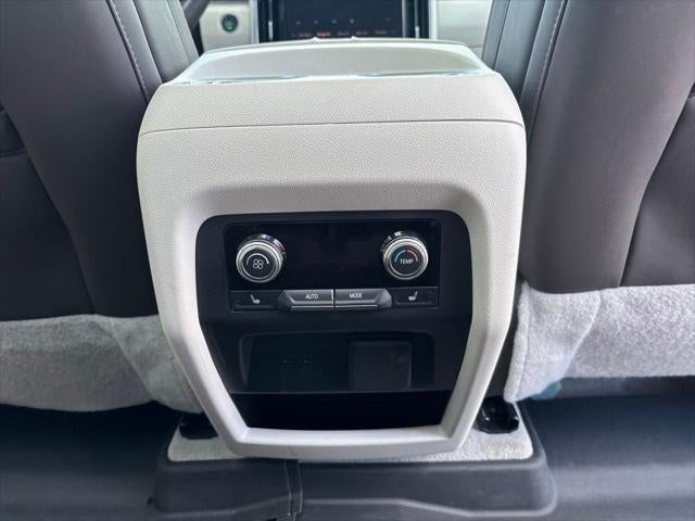 2024 GMC Acadia AWD Denali