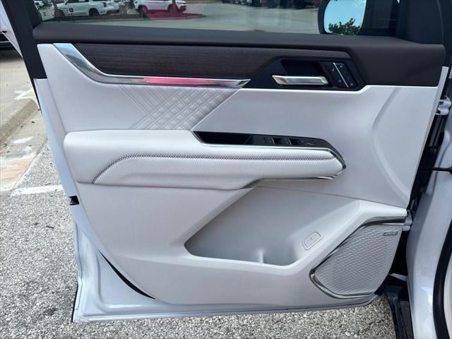 2024 GMC Acadia AWD Denali