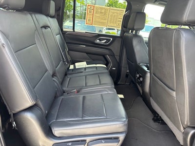 2024 Chevrolet Suburban 4WD LT