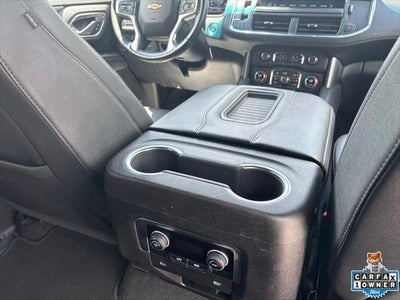 2024 Chevrolet Suburban 4WD LT