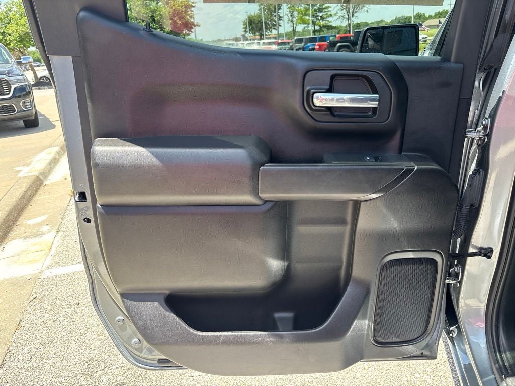 2024 GMC Sierra 1500 4WD Crew Cab Short Box Pro