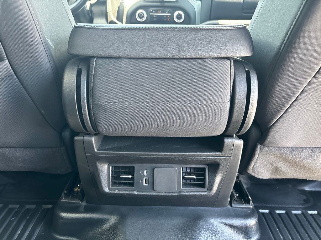 2024 GMC Sierra 1500 4WD Crew Cab Short Box Pro