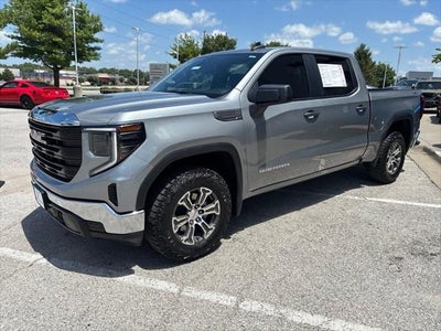 2024 GMC Sierra 1500 4WD Crew Cab Short Box Pro