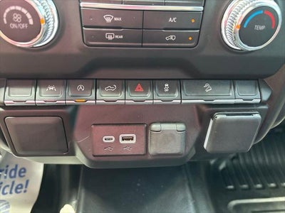 2024 GMC Sierra 1500 4WD Crew Cab Short Box Pro