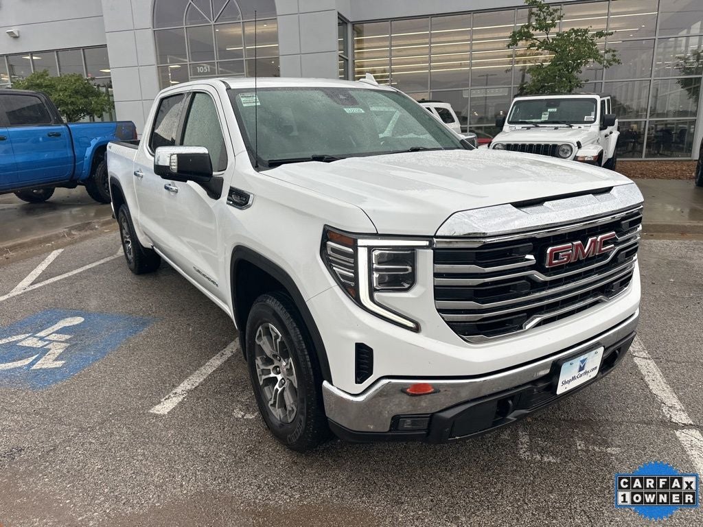 2024 GMC Sierra 1500 SLT