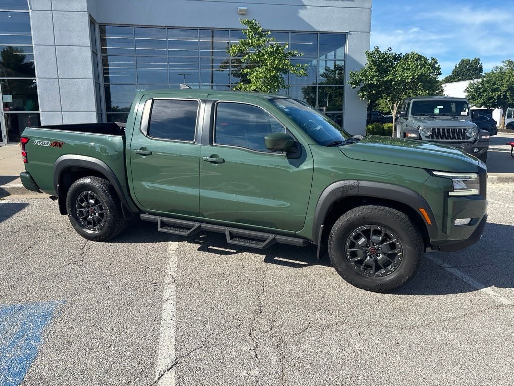 2023 Nissan Frontier Crew Cab PRO-4X 4x4
